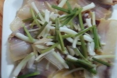 芹菜咸肉片