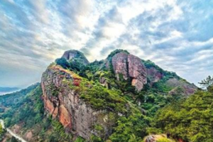 南台卧佛山
