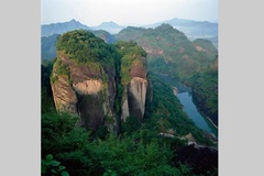 附近山景