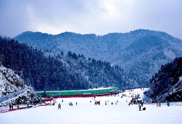 江南天池滑雪场