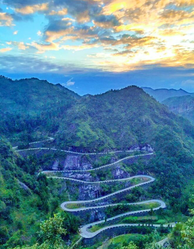 黄檀硐古村山路