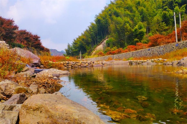 	仰天湖景区