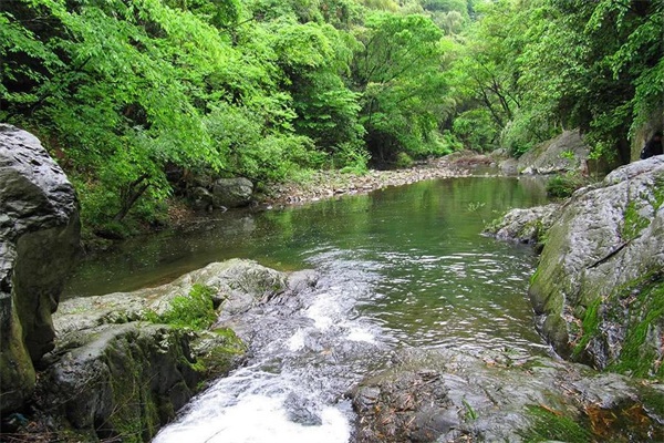 白岩溪景点