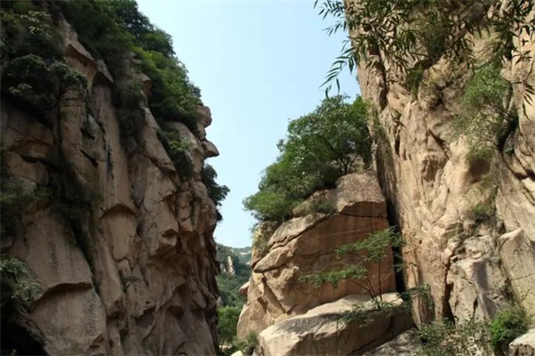 	十三陵碓峪自然风景区