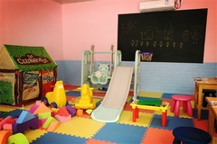 儿童游乐室