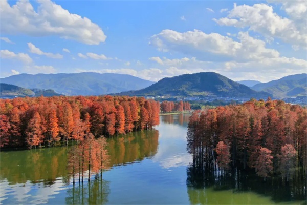 余姚市的临山湖