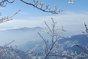 冬日绝美：浙西天池的雪景