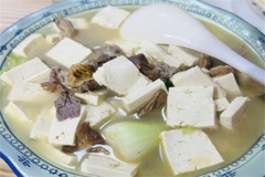 台蘑豆腐