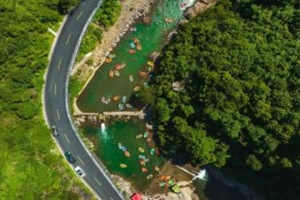 清凉夏日畅游——龙王山峡谷漂流体验记