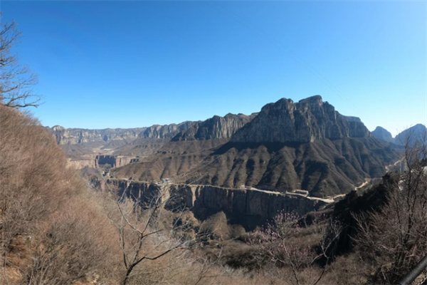天界山