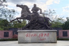 叶挺雕像