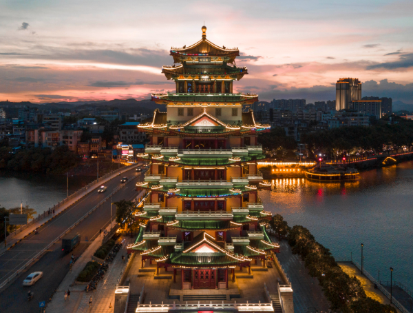 晚霞下的合江楼