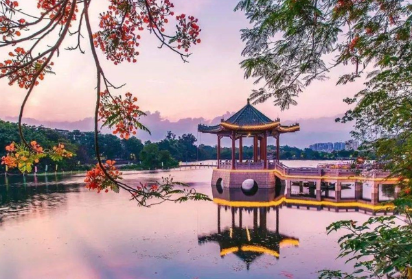 惠州西湖亭子