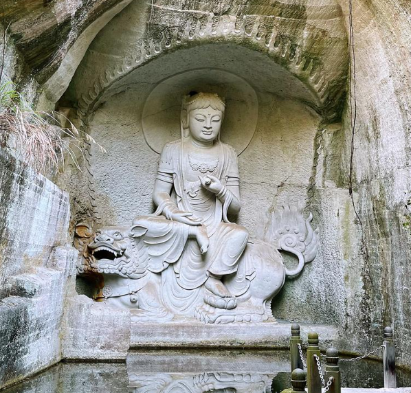 大佛寺的佛像
