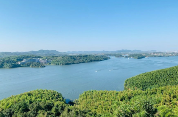 天目湖全景